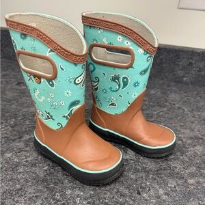 Bogs Teal and Brown Paisley Boots